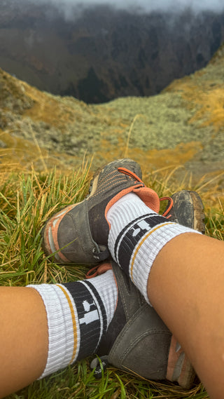 Weinsocken Glass & Bottle beim Wandern